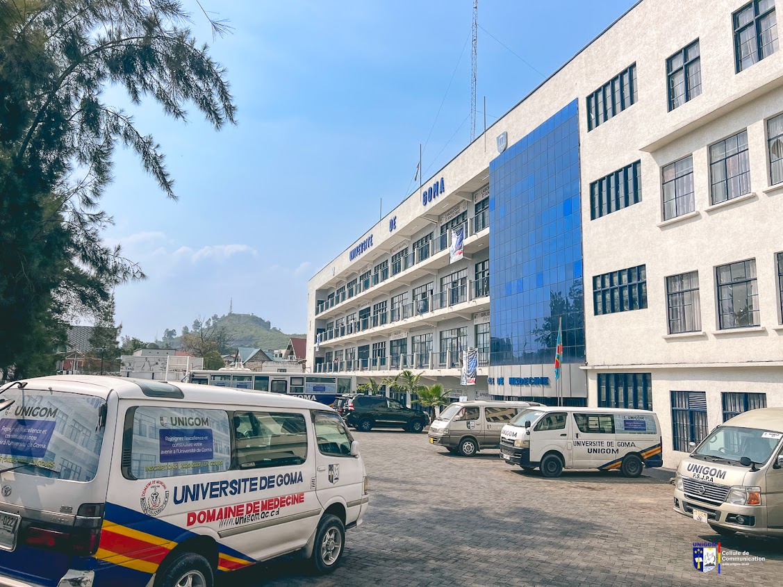 Students at the University of Goma campus